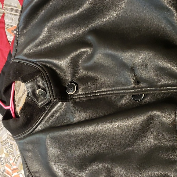 Alta Moda Ladies Leather Jacket - Picture 2 of 8